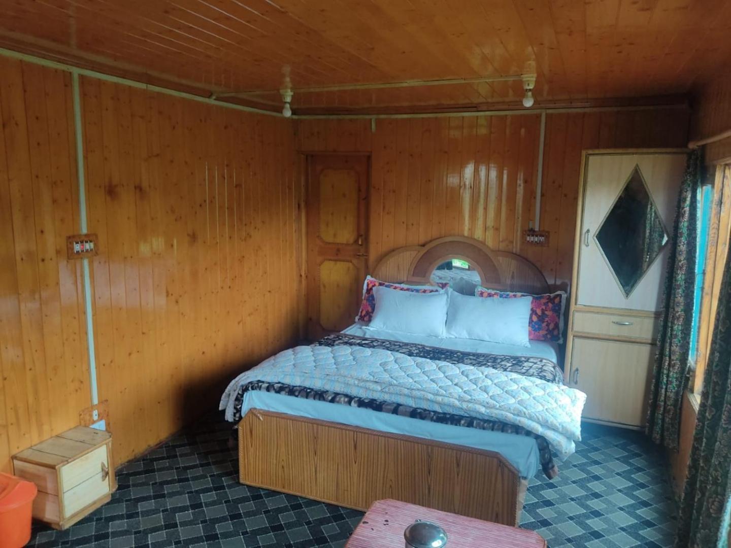 Roseland Cottage , Gulmarg Ngoại thất bức ảnh