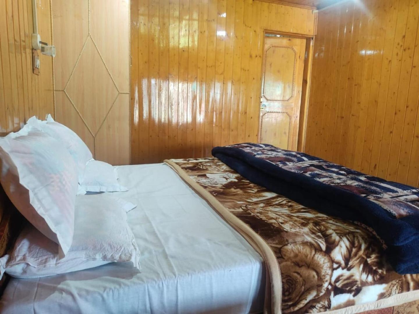 Roseland Cottage , Gulmarg Ngoại thất bức ảnh