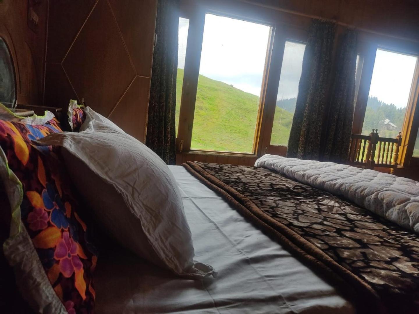Roseland Cottage , Gulmarg Ngoại thất bức ảnh