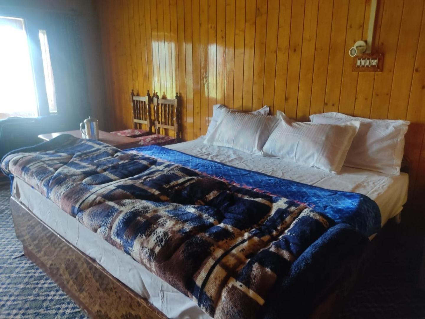 Roseland Cottage , Gulmarg Ngoại thất bức ảnh